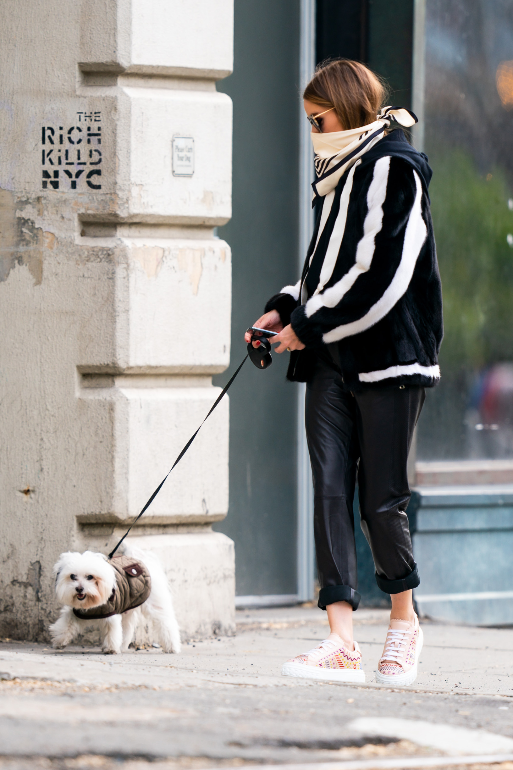 04/28/2020 EXCLUSIVE: Olivia Palermo steps out for a dog walk in New York City. The 34 year old socialite wore a scarf over her mouth, black & white teddy coat, black trousers, and pink trainers., Image: 515744880, License: Rights-managed, Restrictions: Exclusive NO usage without agreed price and terms. Please contact sales@theimagedirect.com, Model Release: no, Credit line: TheImageDirect.com / The Image Direct / Profimedia